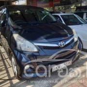 TOYOTA AVANZA 2012