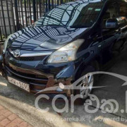 TOYOTA AVANZA 2012