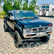 NISSAN D21 1994