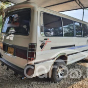 TOYOTA HIACE LH113 1992