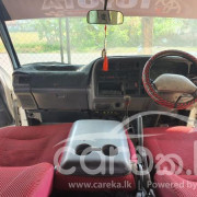 TOYOTA HIACE LH113 1992