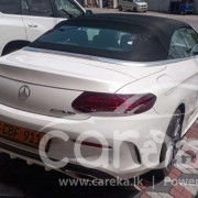 MERCEDES BENZ C180 2017