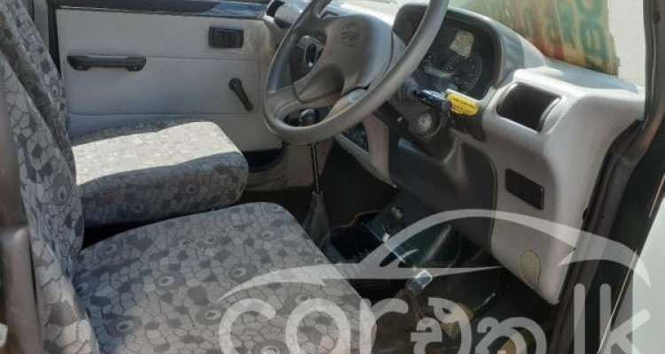 MAHINDRA BOLERO 2018