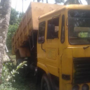 LANKA ASHOK LEYLAND 1613 2006