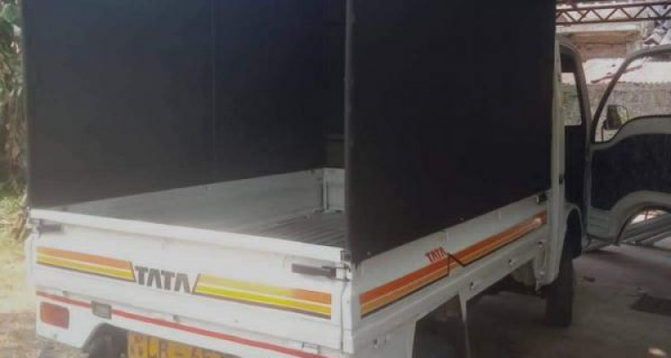 TATA ACE 2006