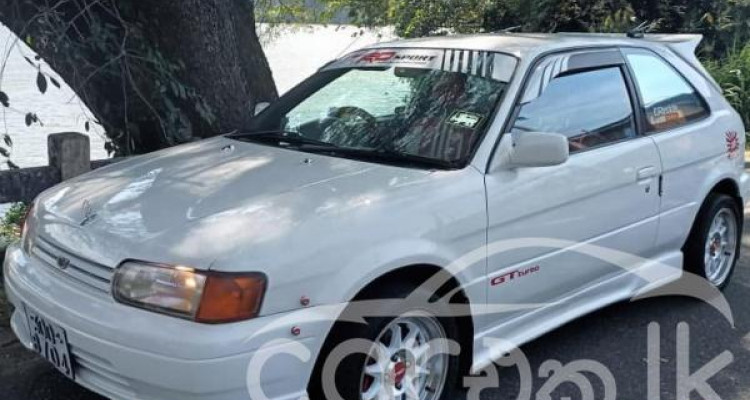 TOYOTA COROLLA 1995