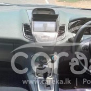 FORD FIESTA 2010