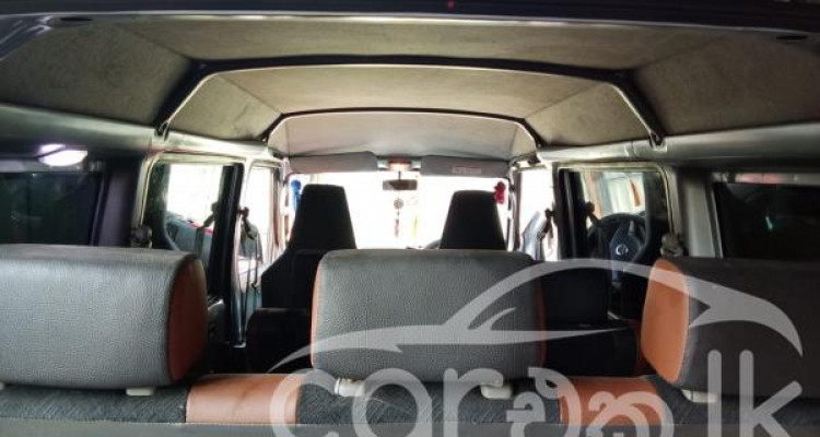 NISSAN CLIPPER 2013
