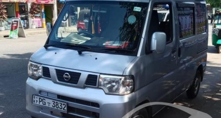 NISSAN CLIPPER 2013