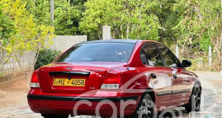 HYUNDAI ELANTRA 2001