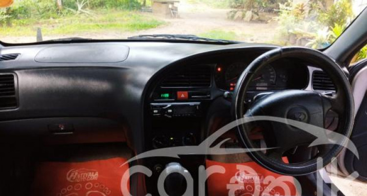 HYUNDAI ELANTRA 2001