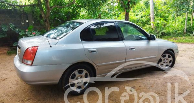 HYUNDAI ELANTRA 2001