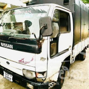 NISSAN ATLAS 1997