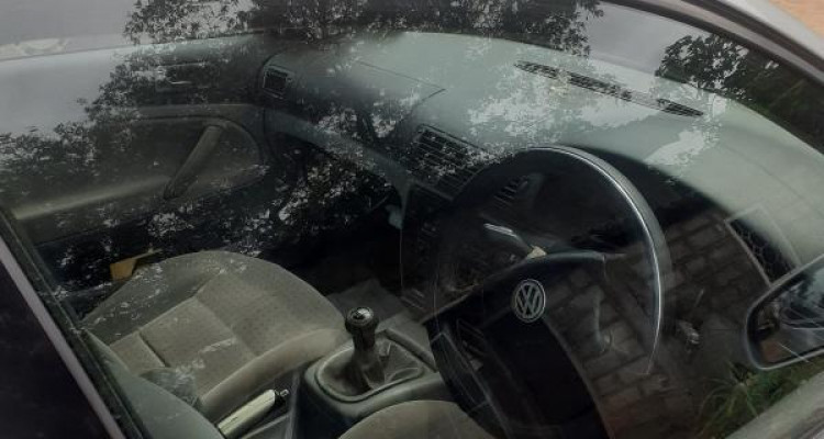 VOLKSWAGEN PASSAT 2000
