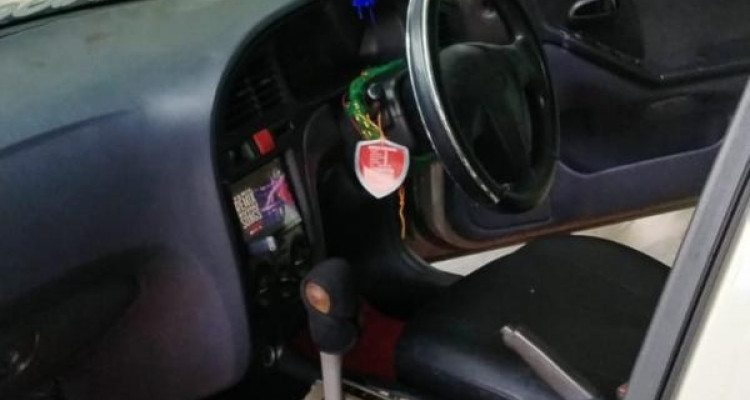HYUNDAI ELANTRA 2001