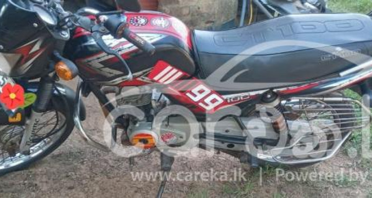 BAJAJ CT100 2012