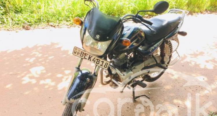BAJAJ CT100 2016
