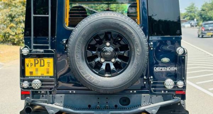 LAND ROVER DEFENDER 2008