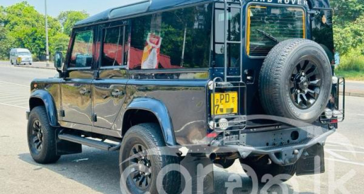 LAND ROVER DEFENDER 2008