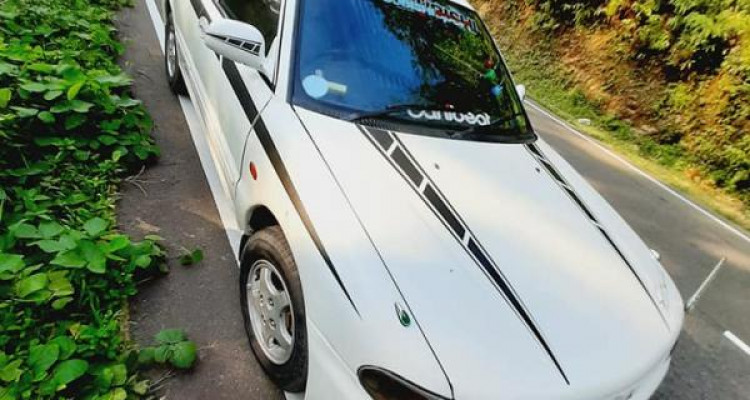 MITSUBISHI LANCER CB8 1993