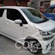 SUZUKI WAGON R PREMIUM 2017