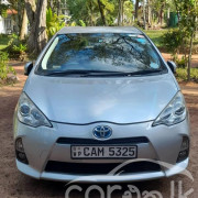 TOYOTA AQUA 2014