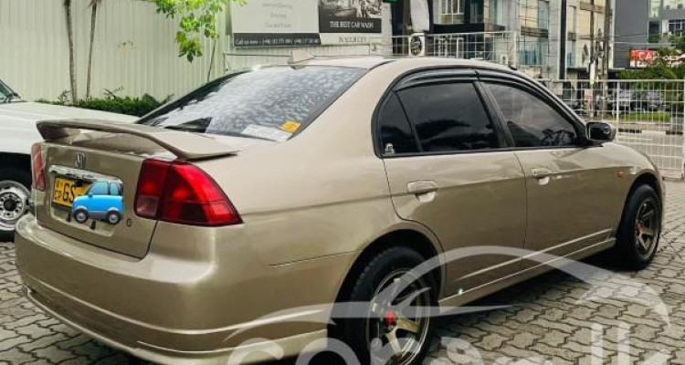 HONDA CIVIC ES8 2002