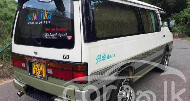 NISSAN CARAVAN 2000