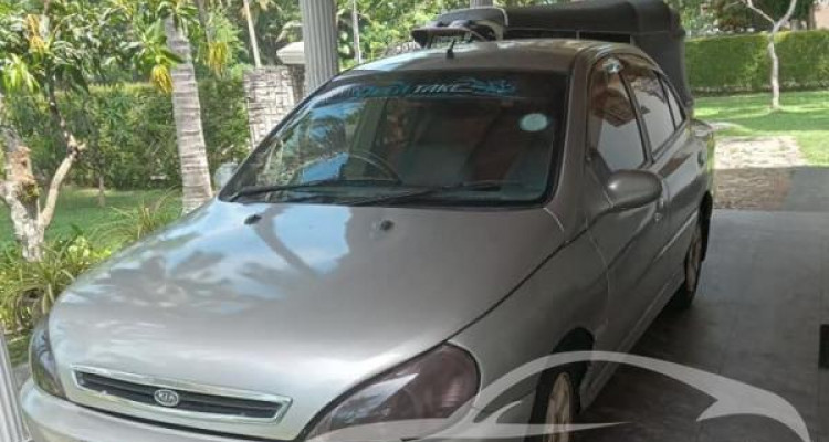 KIA RIO 2000