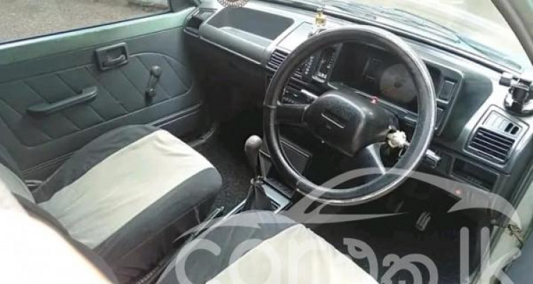 SUZUKI MARUTI 800 2003