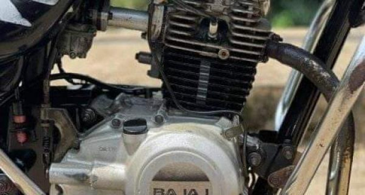 BAJAJ CT100 2011