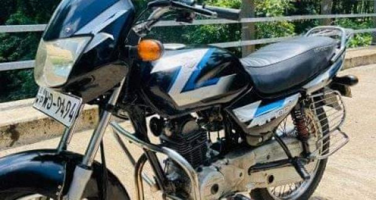 BAJAJ CT100 2011