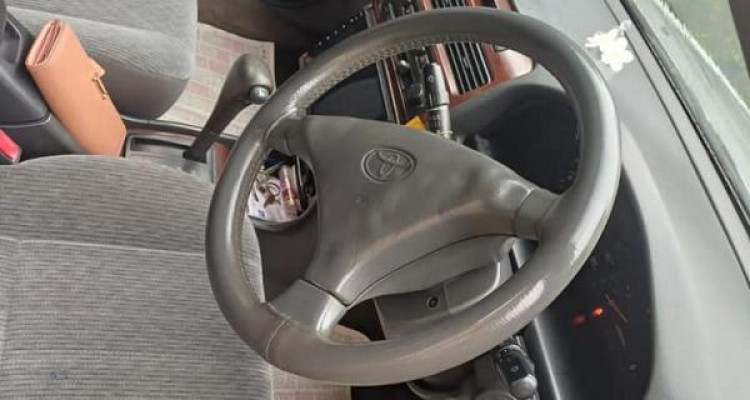 TOYOTA VISTA 1995