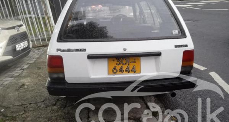 MAZDA FAMILIA 1993