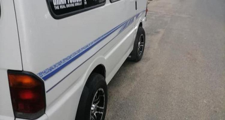 MAZDA BONGO 1998
