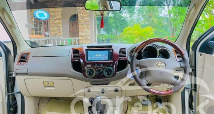 TOYOTA HILUX VIGO 2006