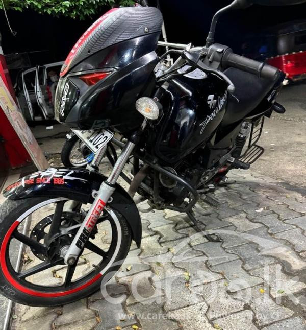BAJAJ PULSAR 180 2007