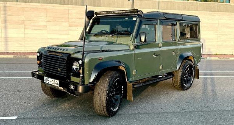 LAND ROVER DEFENDER 2011