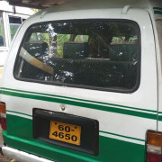 TOYOTA HIACE LH40 1981