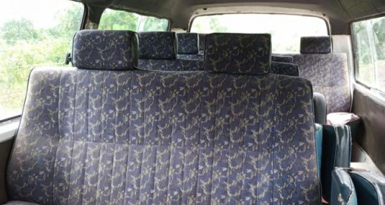 TOYOTA HIACE LH40 1981