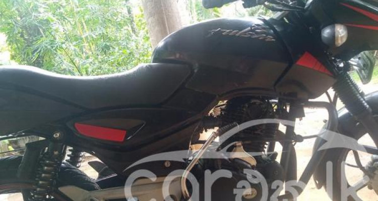 BAJAJ PULSAR 150 2010