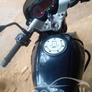 BAJAJ PULSAR 150 2010