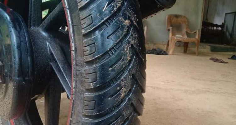 BAJAJ PULSAR 150 2010