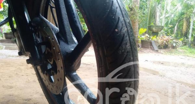 BAJAJ PULSAR 150 2010