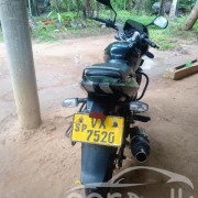 BAJAJ PULSAR 150 2010