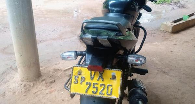 BAJAJ PULSAR 150 2010