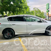 HONDA INSIGHT 2011