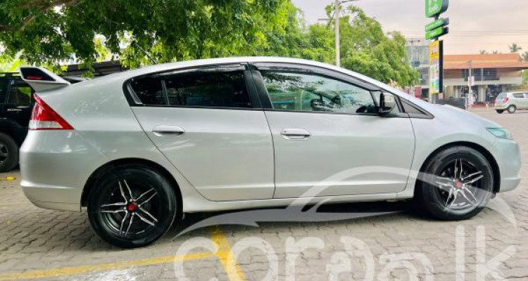 HONDA INSIGHT 2011