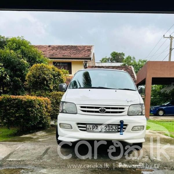 TOYOTA NOAH KR42 2001