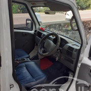 MITSUBISHI MINICAB 1999